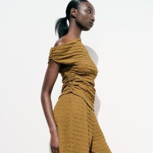 Zara Asymmetric Textured Too - Mustard/Olive